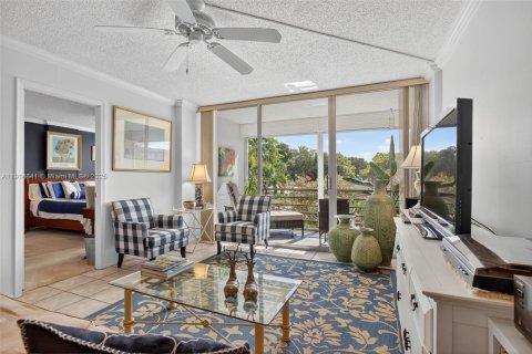 Copropriété à vendre à Oakland Park, Floride: 2 chambres, 90.58 m2 № 2015998 - photo 15