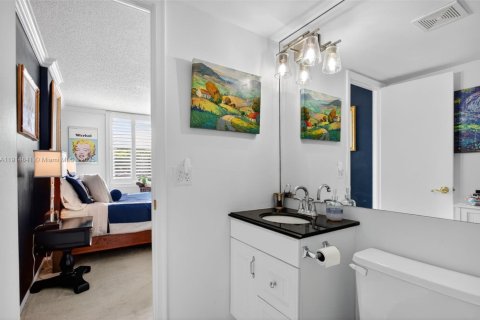 Copropriété à vendre à Oakland Park, Floride: 2 chambres, 90.58 m2 № 2015998 - photo 28