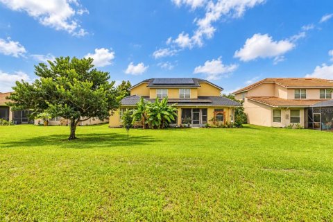 Villa ou maison à vendre à Kissimmee, Floride: 4 chambres, 333.15 m2 № 2410609 - photo 2