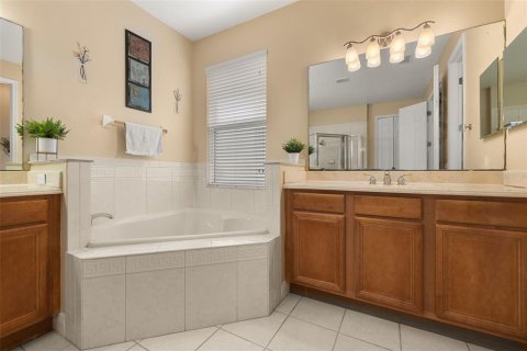 Villa ou maison à vendre à Kissimmee, Floride: 4 chambres, 333.15 m2 № 2410609 - photo 30