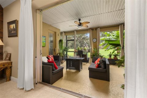 Villa ou maison à vendre à Kissimmee, Floride: 4 chambres, 333.15 m2 № 2410609 - photo 11