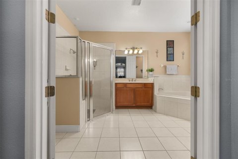 Villa ou maison à vendre à Kissimmee, Floride: 4 chambres, 333.15 m2 № 2410609 - photo 28