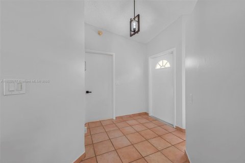 Casa en venta en Doral, Florida, 3 dormitorios, 98.85 m2 № 1809051 - foto 19