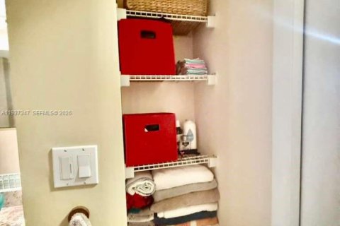 Снять в аренду кондоминиум в Майами, Флорида 1 спальня, 88.63м2, № 1995225 - фото 13