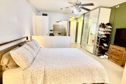 Снять в аренду кондоминиум в Майами, Флорида 1 спальня, 88.63м2, № 1995225 - фото 8