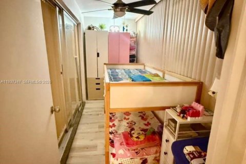 Снять в аренду кондоминиум в Майами, Флорида 1 спальня, 88.63м2, № 1995225 - фото 7