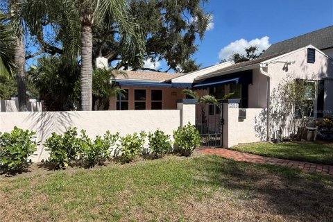 Casa en Tampa, Florida 3 dormitorios, 228.17 m2 № 2419767