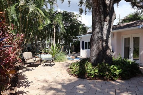 Casa en venta en Tampa, Florida, 3 dormitorios, 228.17 m2 № 2419767 - foto 5