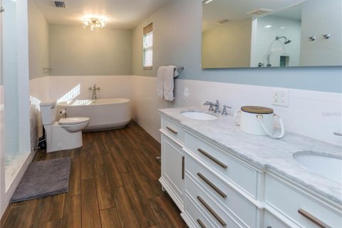 Casa en venta en Tampa, Florida, 3 dormitorios, 228.17 m2 № 2419767 - foto 26
