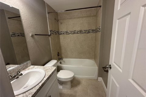 Appartement à louer à Lake Alfred, Floride: 2 chambres, 83.98 m2 № 1820720 - photo 5