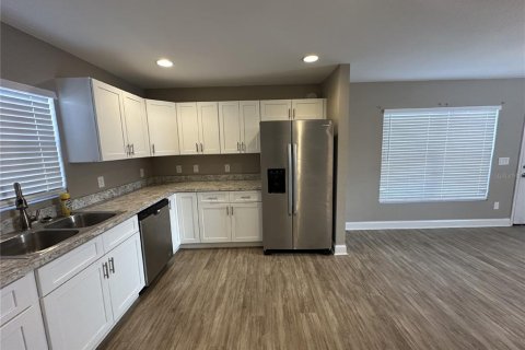 Appartement à louer à Lake Alfred, Floride: 2 chambres, 83.98 m2 № 1820720 - photo 4