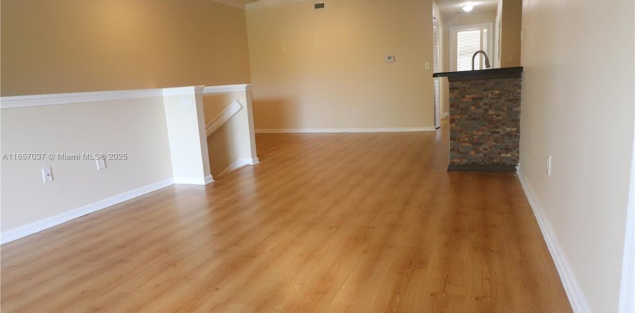 Condo à Coral Springs, Floride, 3 chambres № 1878795