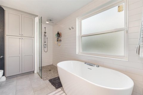 Купить виллу или дом в Овьедо, Флорида 8 комнат, 200.3м2, № 1916232 - фото 17