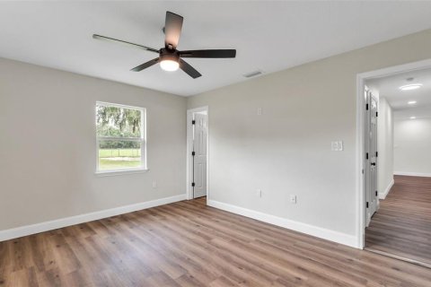 House in Mulberry, Florida 3 bedrooms, 150.87 sq.m. № 1919559 - photo 28