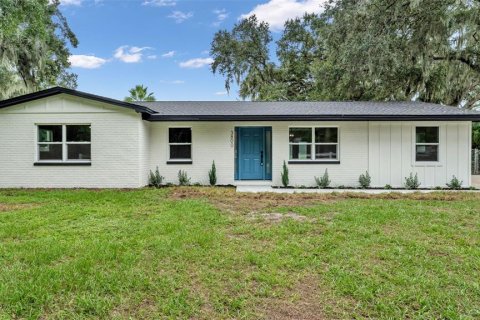 House in Mulberry, Florida 3 bedrooms, 150.87 sq.m. № 1919559 - photo 2