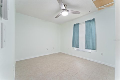 House in Kissimmee, Florida 3 bedrooms, 100.8 sq.m. № 1719441 - photo 14