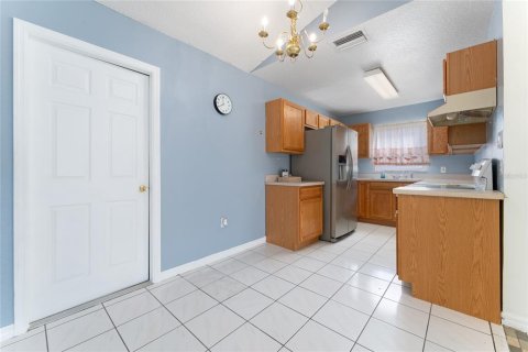 House in Kissimmee, Florida 3 bedrooms, 100.8 sq.m. № 1719441 - photo 11