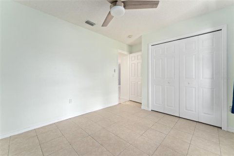 House in Kissimmee, Florida 3 bedrooms, 100.8 sq.m. № 1719441 - photo 17