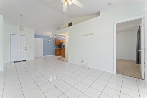 House in Kissimmee, Florida 3 bedrooms, 100.8 sq.m. № 1719441 - photo 19