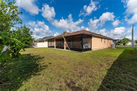 House in Kissimmee, Florida 3 bedrooms, 100.8 sq.m. № 1719441 - photo 28