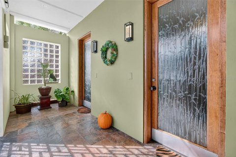 Casa en venta en Gulfport, Florida, 7 dormitorios, 480.12 m2 № 2115412 - foto 16
