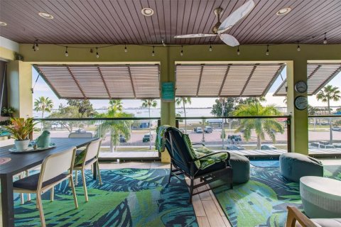Casa en venta en Gulfport, Florida, 7 dormitorios, 480.12 m2 № 2115412 - foto 21