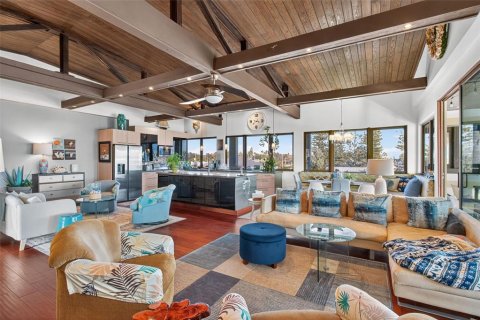 Casa en venta en Gulfport, Florida, 7 dormitorios, 480.12 m2 № 2115412 - foto 29