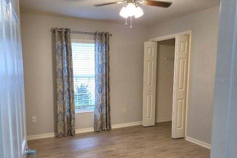 House in The Villages, Florida 3 bedrooms, 156.08 sq.m. № 1849564 - photo 15
