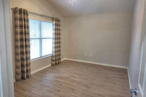 House in The Villages, Florida 3 bedrooms, 156.08 sq.m. № 1849564 - photo 12