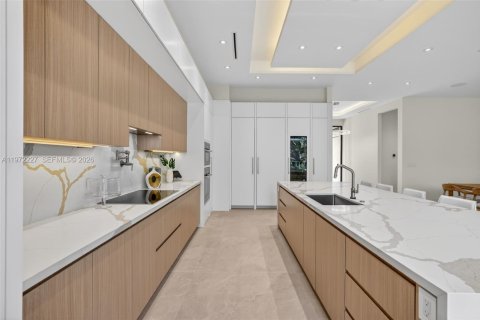 Villa ou maison à vendre à Fort Lauderdale, Floride: 4 chambres, 351.73 m2 № 2041399 - photo 10