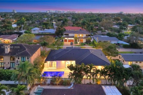 Villa ou maison à vendre à Fort Lauderdale, Floride: 4 chambres, 351.73 m2 № 2041399 - photo 2