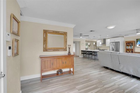 Купить виллу или дом в Эллентон, Флорида 6 комнат, 178.19м2, № 2216911 - фото 11