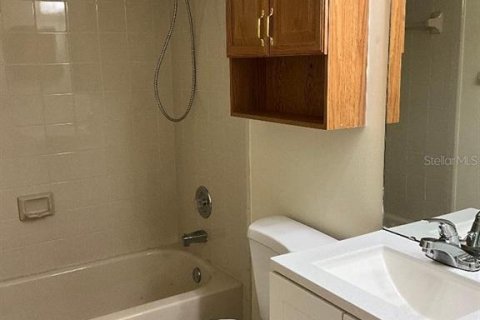 Townhouse in Longwood, Florida 2 bedrooms, 109.16 sq.m. № 1879142 - photo 6