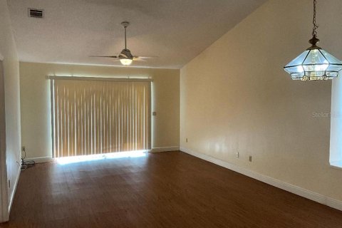 Townhouse in Longwood, Florida 2 bedrooms, 109.16 sq.m. № 1879142 - photo 7