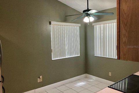 Townhouse in Longwood, Florida 2 bedrooms, 109.16 sq.m. № 1879142 - photo 5