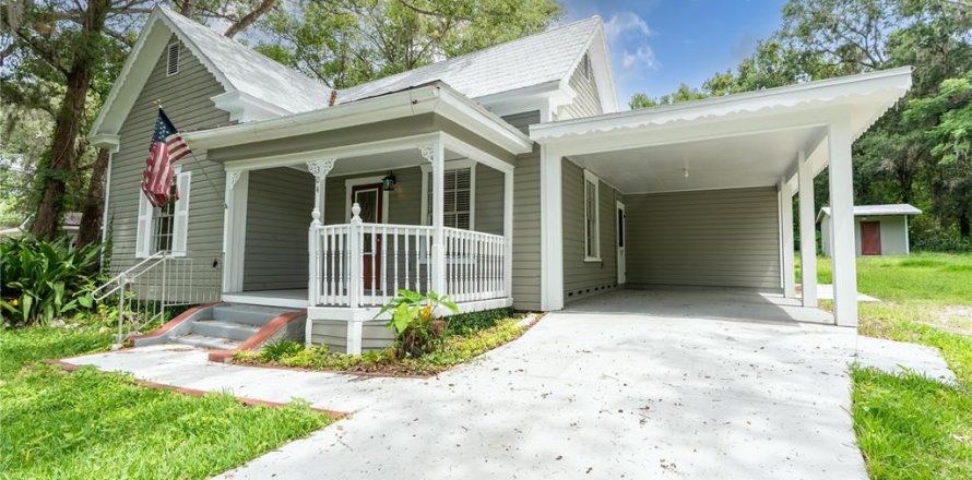 House in Brooksville, Florida 2 bedrooms, 100.89 sq.m. № 1786445