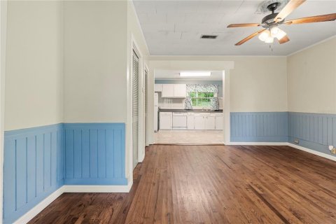 House in Brooksville, Florida 2 bedrooms, 100.89 sq.m. № 1786445 - photo 6