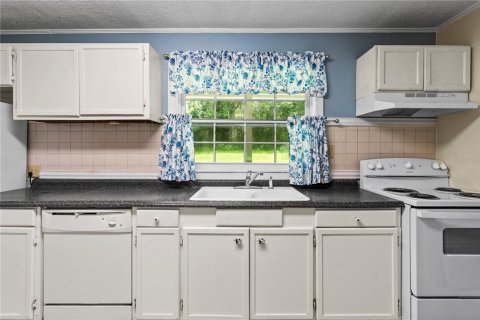 House in Brooksville, Florida 2 bedrooms, 100.89 sq.m. № 1786445 - photo 8