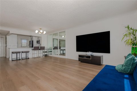 Купить кондоминиум в Дейви, Флорида 1 спальня, 68.84м2, № 2065563 - фото 4