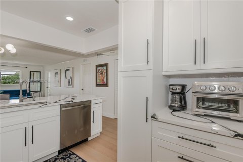 Купить кондоминиум в Дейви, Флорида 1 спальня, 68.84м2, № 2065563 - фото 14