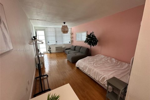 Copropriété à louer à Miami Beach, Floride: 43.48 m2 № 2044089 - photo 3