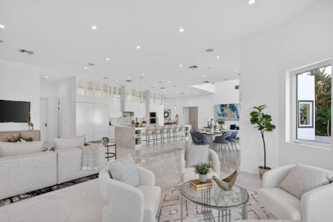 House in Lighthouse Point, Florida 6 bedrooms, 544.22 sq.m. № 2246591 - photo 28