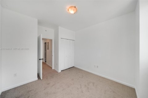 Copropriété à louer à Miami, Floride: 2 chambres, 111.76 m2 № 2425045 - photo 22