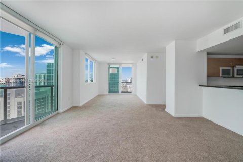 Copropriété à louer à Miami, Floride: 2 chambres, 111.76 m2 № 2425045 - photo 12