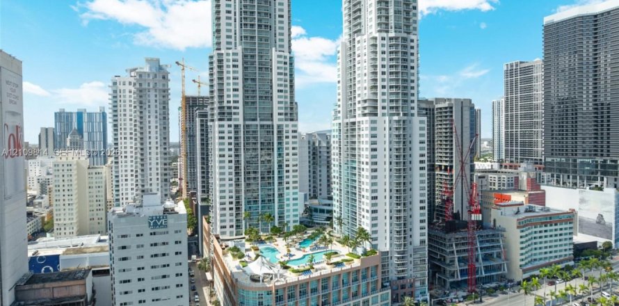 Condo à Miami, Floride, 2 chambres  № 2425045