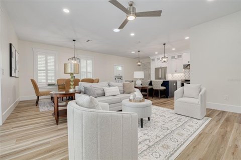 Villa ou maison à vendre à Clearwater, Floride: 5 chambres, 290.88 m2 № 1917992 - photo 14