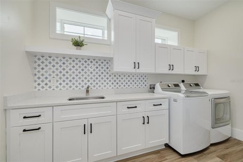 Villa ou maison à vendre à Clearwater, Floride: 5 chambres, 290.88 m2 № 1917992 - photo 22