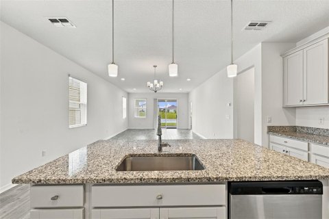 Villa ou maison à louer à Wimauma, Floride: 3 chambres, 192.87 m2 № 2398823 - photo 9