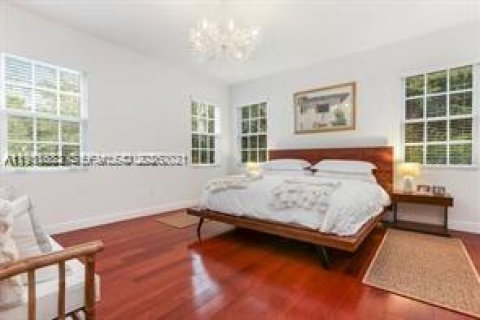 Снять в аренду кондоминиум в Корал-Гейблс, Флорида 2 спальни, 139.35м2, № 2024503 - фото 12