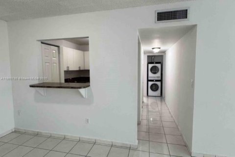 Appartement à louer à Miami, Floride: 1 chambre, 66.89 m2 № 1886630 - photo 7